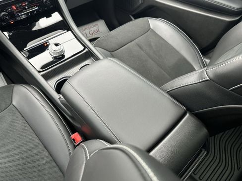 Used 2025 Jeep Grand Cherokee Altitude image 20