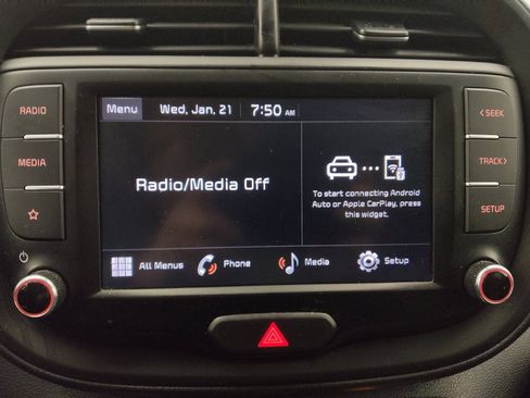 Used 2022 Kia Soul LX w/ Technology Package image 25