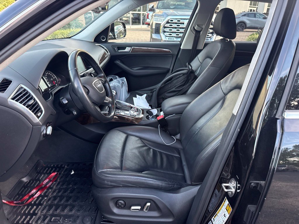 Used 2016 Audi Q5 2.0T Premium Plus w/ Technology Package AWD/4WD image 6