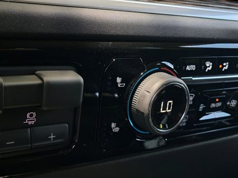 New 2025 Chevrolet Silverado 1500 LT Trail Boss w/ Convenience Package II image 26