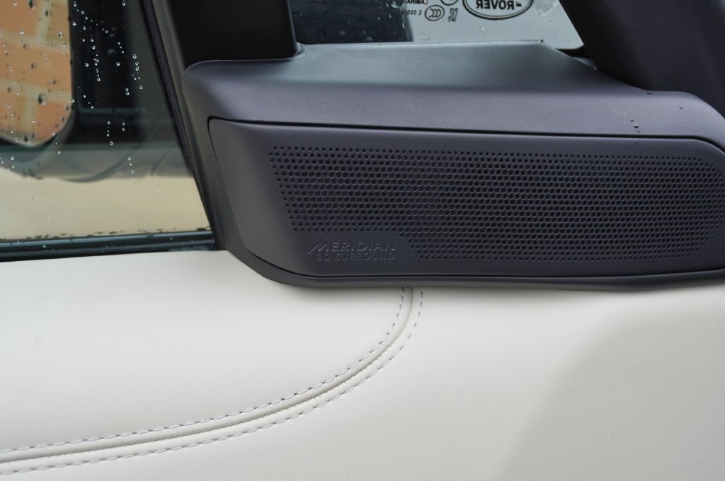 New 2026 Land Rover Range Rover SE AWD/4WD image 11