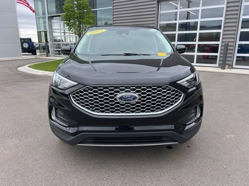 Used 2023 Ford Edge SEL w/ Convenience Package AWD/4WD image 2