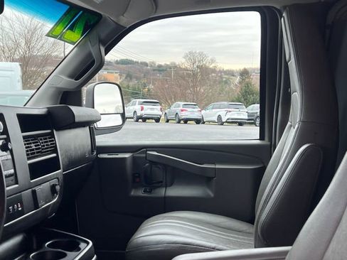 Used 2021 Chevrolet Express 2500 Work Van w/ Driver Convenience Package image 30
