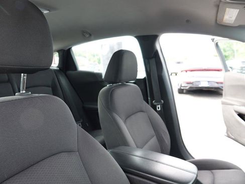 Used 2019 Chevrolet Malibu LT FWD image 38