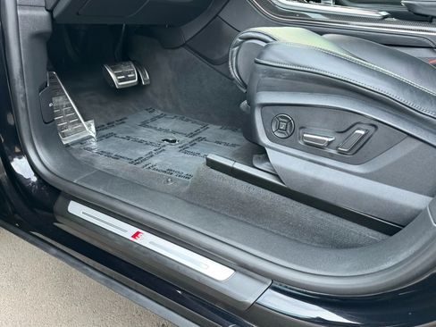 Used 2021 Audi SQ8 Prestige image 15