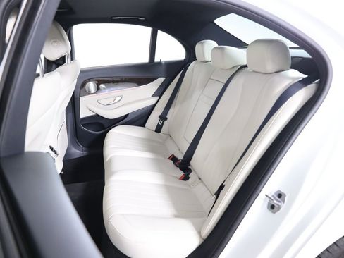 Certified 2023 Mercedes-Benz E 350 4MATIC Sedan image 33