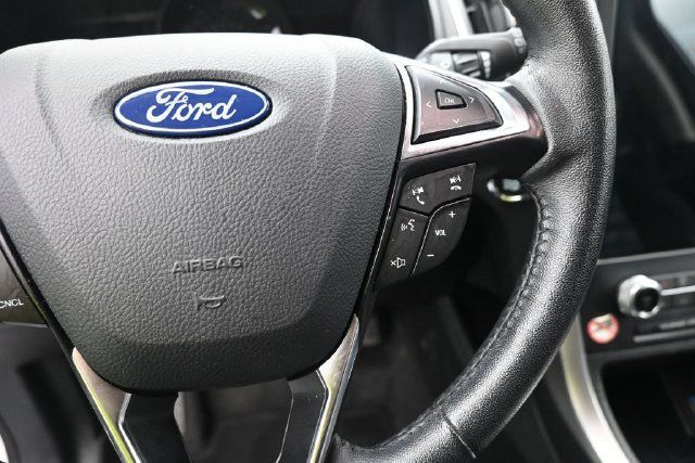 Used 2024 Ford Edge SEL AWD/4WD image 20