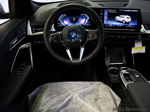 New 2026 BMW X1 xDrive28i w/ Technology Package image 16