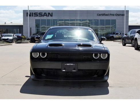Used 2023 Dodge Challenger SRT Hellcat image 8