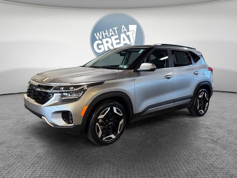 Certified 2024 Kia Seltos SX w/ SX Sunroof Package AWD/4WD image 8