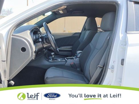 Used 2021 Dodge Charger SXT image 10