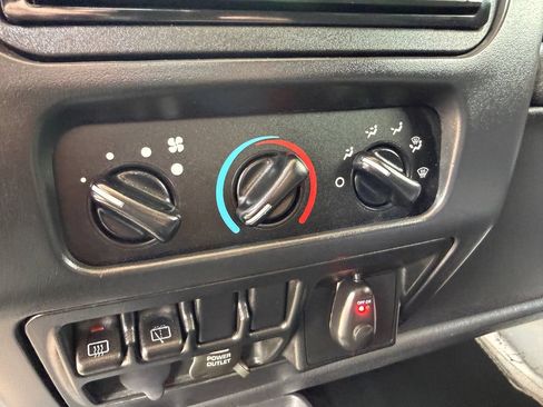Used 2006 Jeep Wrangler Sport AWD/4WD image 43