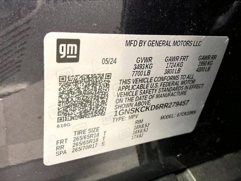 Used 2024 Chevrolet Suburban LT AWD/4WD image 33