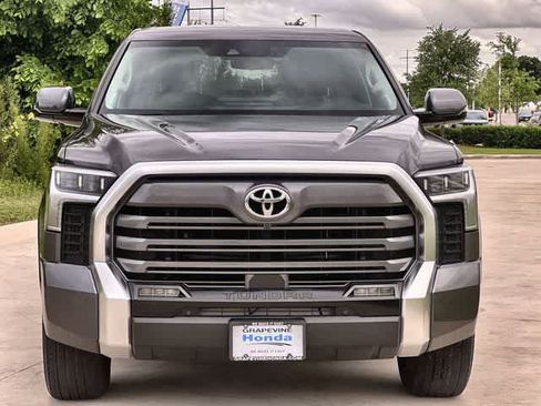 Used 2024 Toyota Tundra Limited AWD/4WD image 7