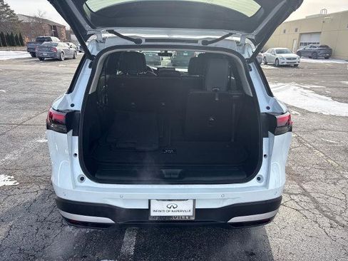 Certified 2026 INFINITI QX60 Luxe w/ Cargo Package AWD/4WD image 23