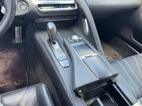 Used 2018 Lexus LC 500 Coupe w/ Touring Package RWD image 21