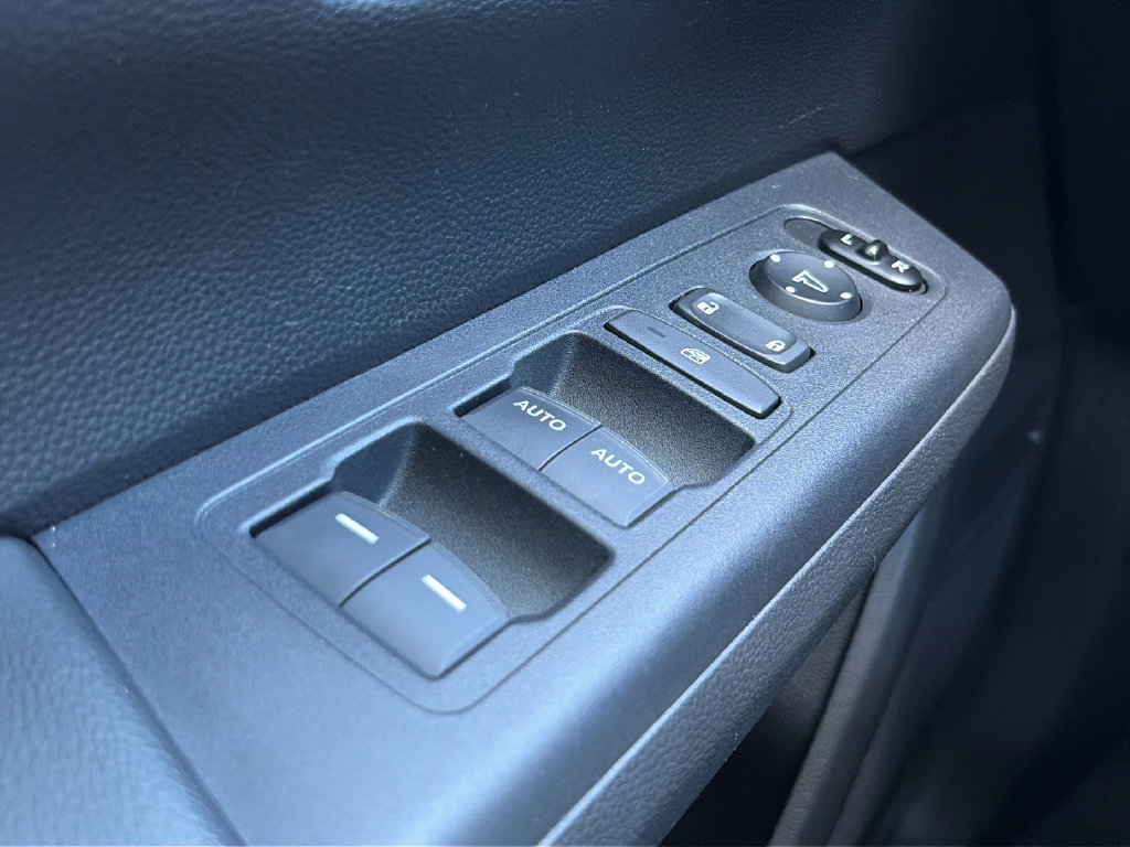 Used 2025 Honda CR-V EX image 24