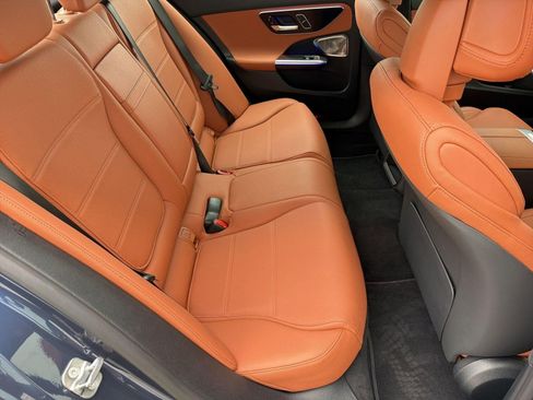 Used 2026 Mercedes-Benz C 300 4MATIC Sedan image 30