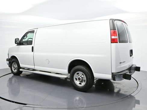 Used 2024 GMC Savana 2500 w/ Driver Convenience Package image 5