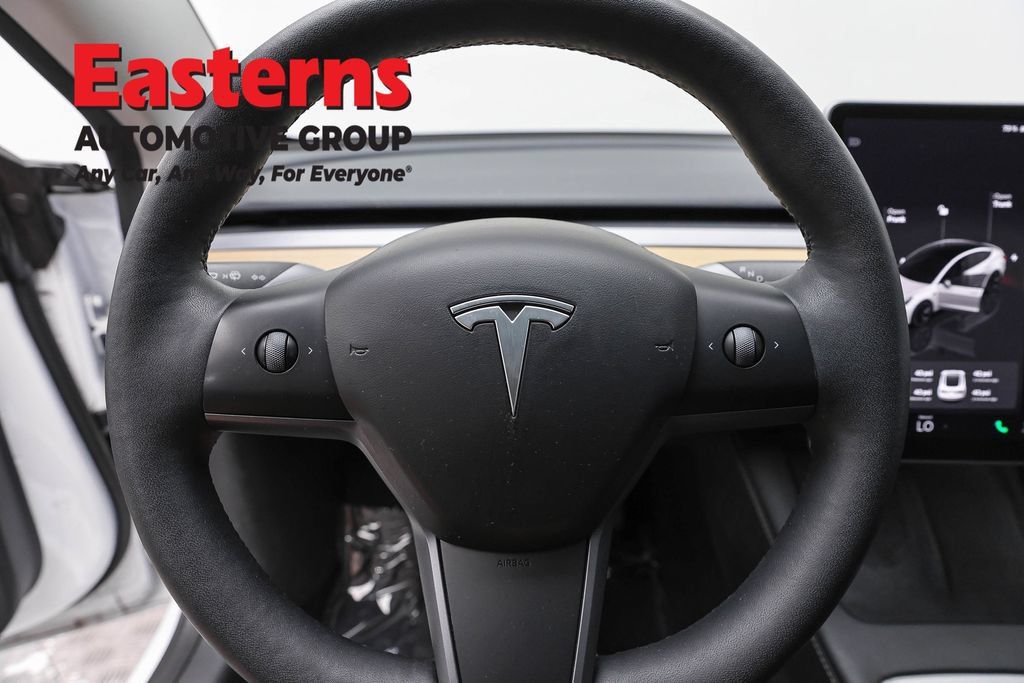 Used 2023 Tesla Model 3 Standard Range RWD image 10