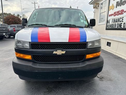 Used 2018 Chevrolet Express 2500 w/ Driver Convenience Package image 2