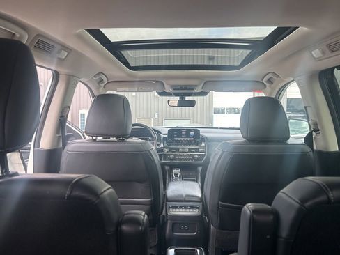 Certified 2024 Nissan Pathfinder SL w/ SL Premium Package image 26