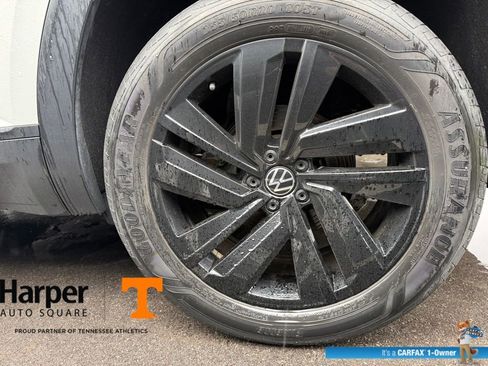 Used 2022 Volkswagen Atlas Cross Sport SE w/ Black Wheel Package AWD/4WD image 21