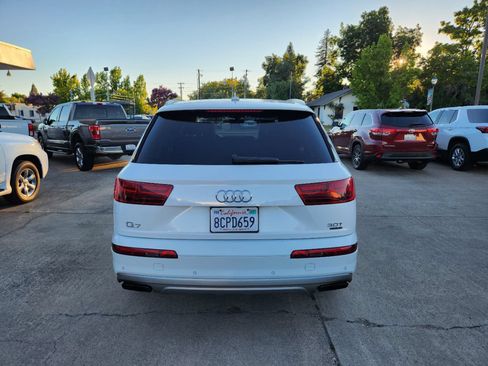 Used 2018 Audi Q7 3.0T Premium Plus AWD/4WD image 4