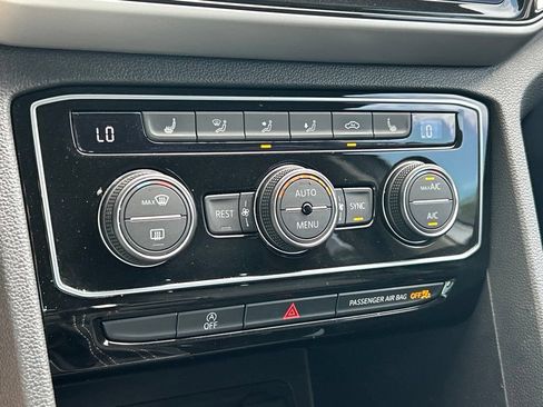 Used 2023 Volkswagen Atlas SE w/ Black Wheel Package FWD image 35