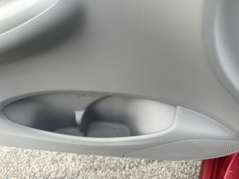 Used 2012 Toyota Corolla LE image 11