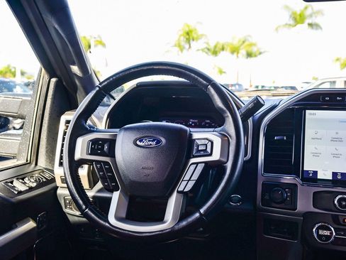 Used 2022 Ford F350 Lariat w/ Black Appearance Package image 16