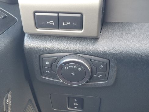 Used 2022 Ford F350 Lariat image 18