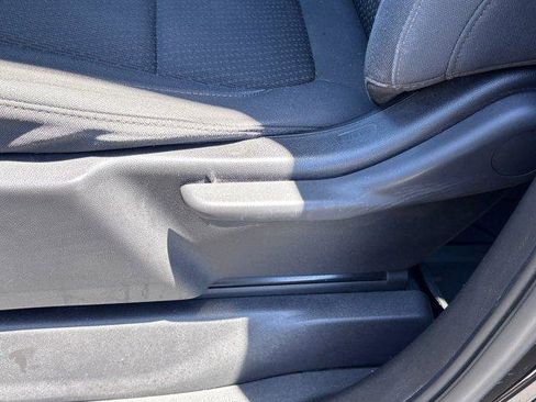 Used 2022 Chevrolet Silverado 1500 Custom RWD image 15