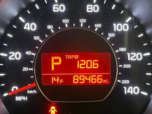 Used 2016 Kia Soul + image 27