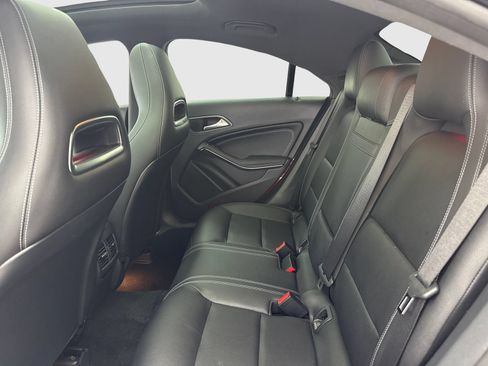 Used 2019 Mercedes-Benz CLA 250 image 37
