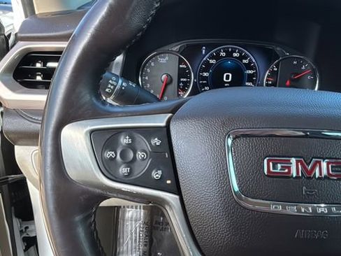 Used 2018 GMC Acadia Denali w/ Technology Package image 23