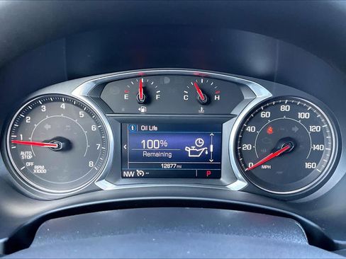 Used 2022 GMC Terrain SLE image 23