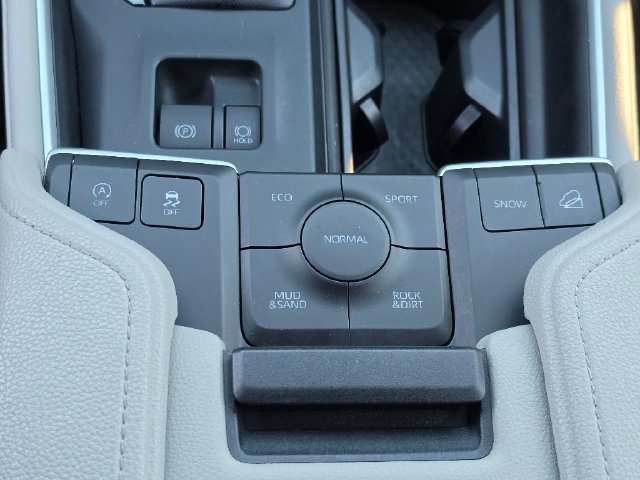 Used 2026 Toyota Grand Highlander AWD image 26