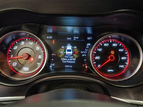 Used 2022 Dodge Charger SXT image 21