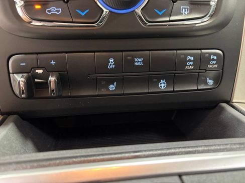Used 2018 RAM 1500 Big Horn AWD/4WD image 24