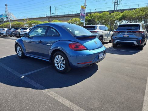 Used 2017 Volkswagen Beetle 1.8T S image 7