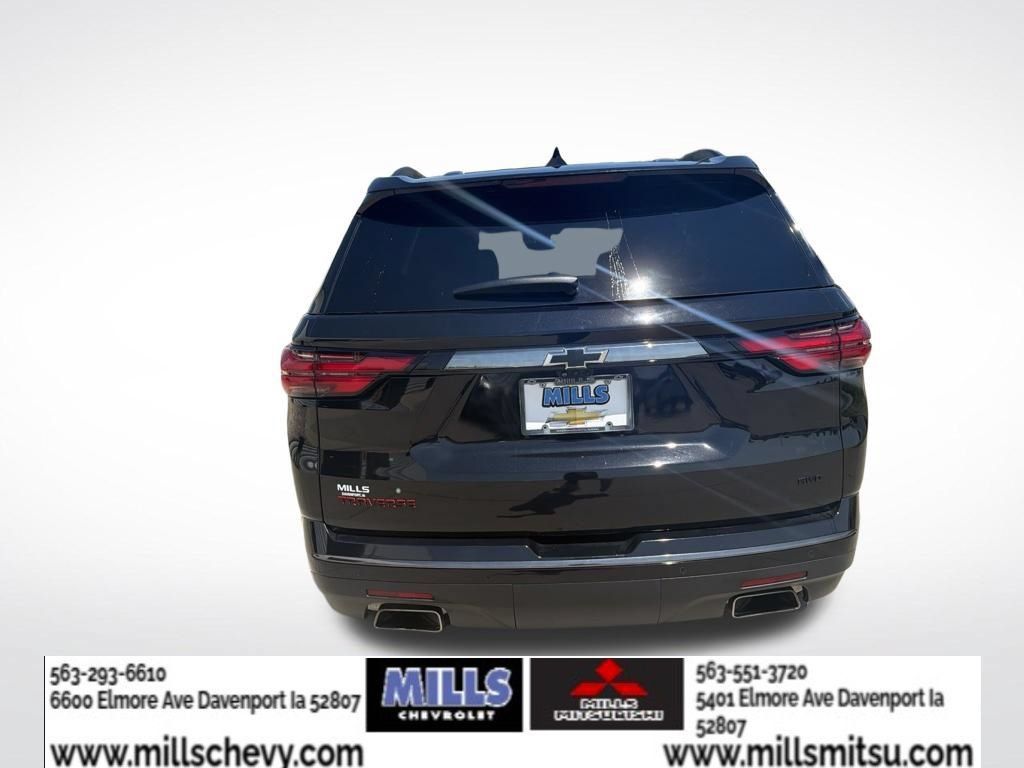 Used 2023 Chevrolet Traverse Premier w/ Redline Edition AWD/4WD image 6