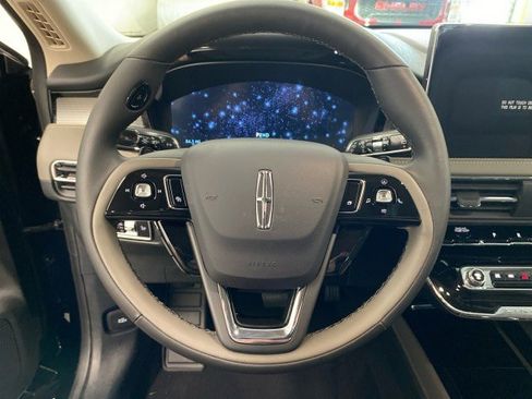 New 2024 Lincoln Corsair AWD w/ Equipment Group 101A image 20