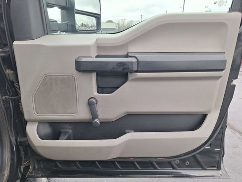 Used 2020 Ford F250 XL w/ XL Value Package image 13