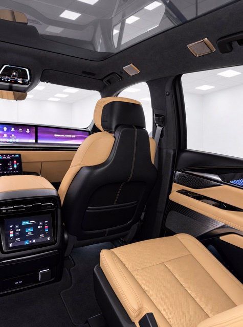 Used 2025 Cadillac Escalade IQ Sport 2 w/ LPO, ONYX Package AWD/4WD image 53