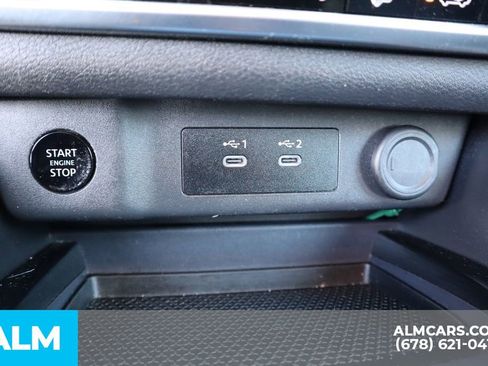 Used 2024 Nissan Rogue SV image 33