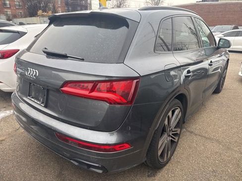Used 2020 Audi SQ5 Premium Plus w/ Premium Plus Package image 12