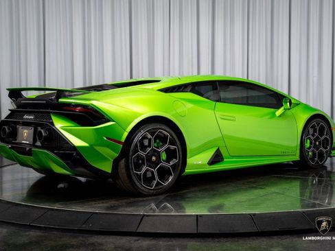 Used 2023 Lamborghini Huracan Tecnica image 21