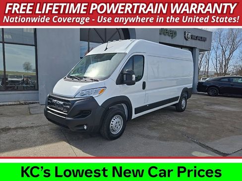 New 2026 RAM ProMaster 2500 w/ Convenience Group image 1