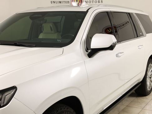 Used 2022 Cadillac Escalade ESV Premium Luxury w/ Performance Package image 50